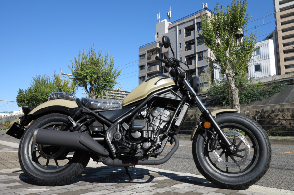 NEW　レブル２５０ E-Clutch